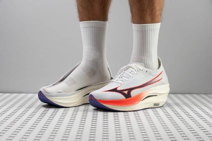 Mizuno Wave Rebellion Pro 3
