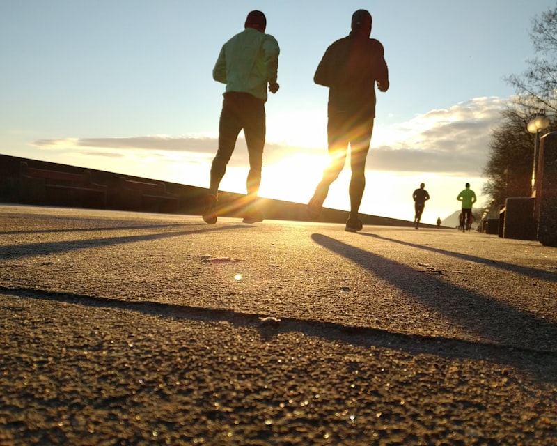 Runners at a road race
